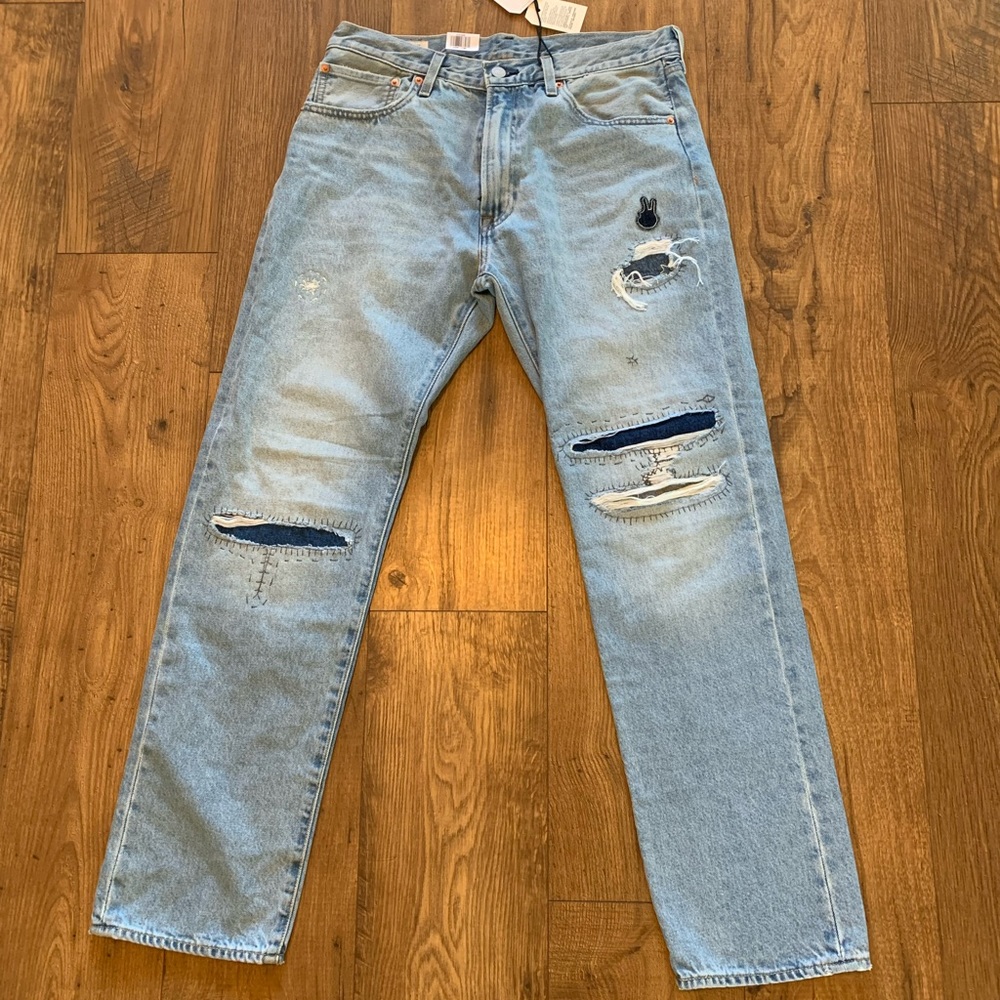 Levi’s 551Z authentic straight jeans. 32/32